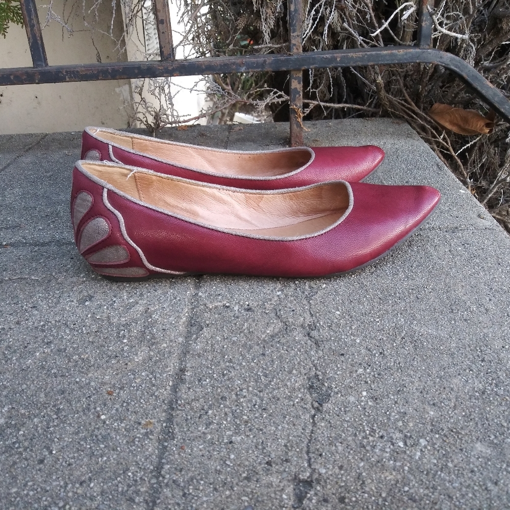 Miz Mooz Jodi Leather Flats Maroon 6.5